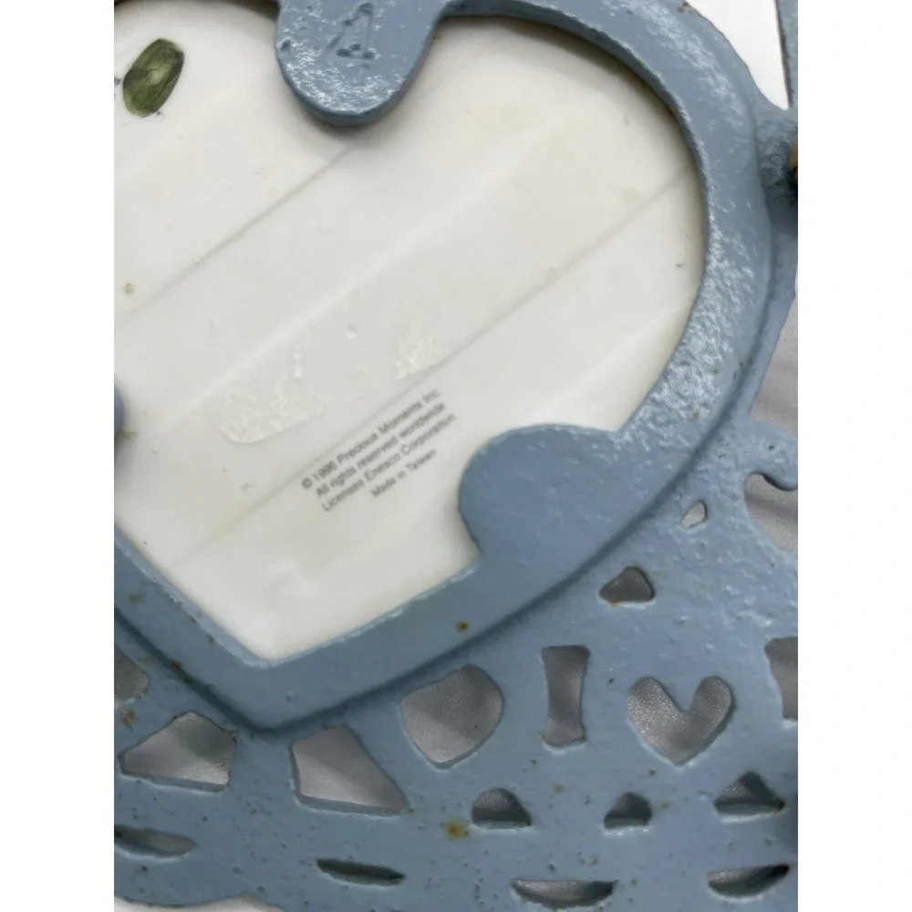 Vtg Precious Moments Trivet Love One Another-‎ 1996 Blue Iron Teapot